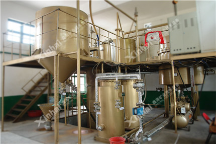 Desorption electrolysis equipment