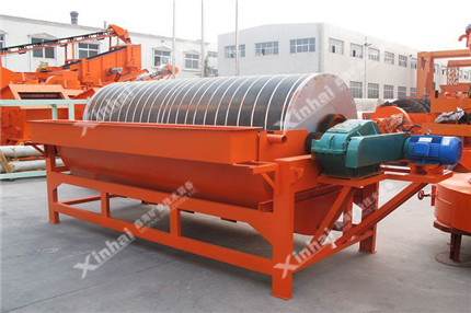 Permanent magnet drum type magnetic separator